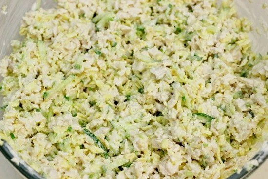 Салат с курицей в тарталетках Салат с курицей в тарталетках