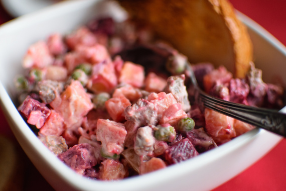 Мясной салат со свеклой Мясной салат со свеклой