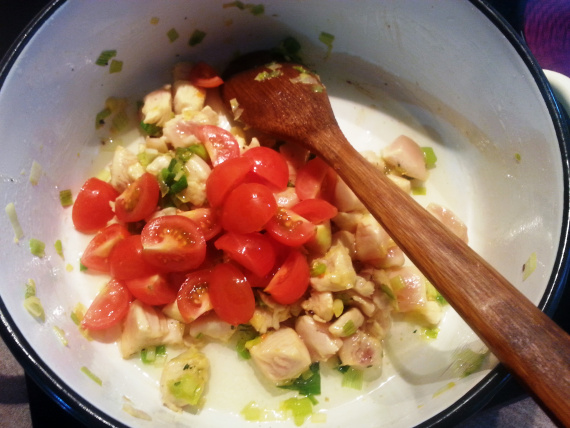 Курица с кабачками и помидорами Курица с кабачками и помидорами