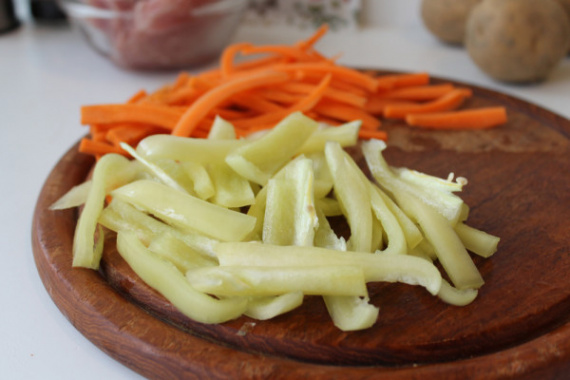 Карри из свинины с овощами Карри из свинины с овощами