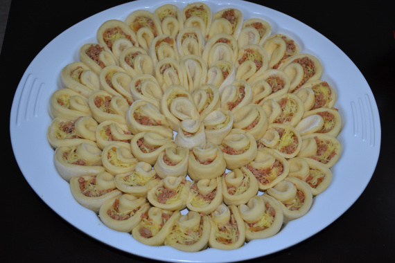 Мясной пирог "Хризантема" Мясной пирог "Хризантема"