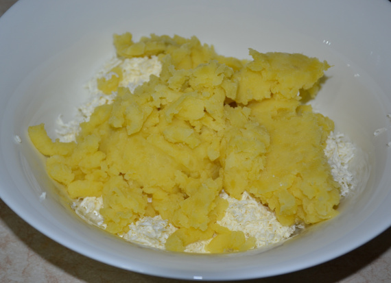 Пирог с картошкой и сыром Пирог с картошкой и сыром