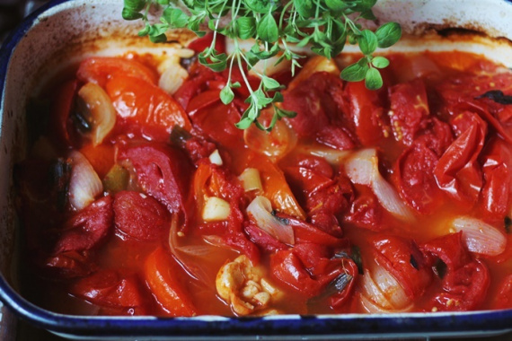 Томатный суп с гренками Томатный суп с гренками