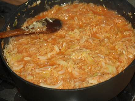 Капуста с мясом и помидором Капуста с мясом и помидором