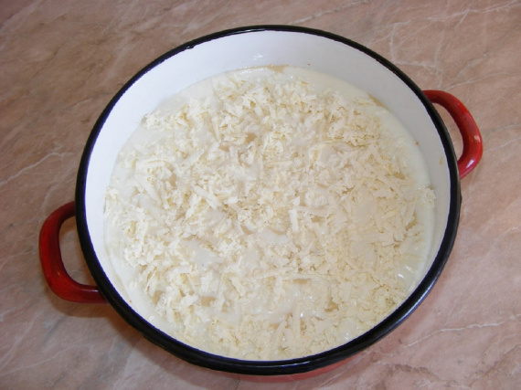 Греческая мусака с баклажанами и картофелем Греческая мусака с баклажанами и картофелем