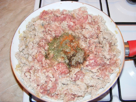 Греческая мусака с баклажанами и картофелем Греческая мусака с баклажанами и картофелем