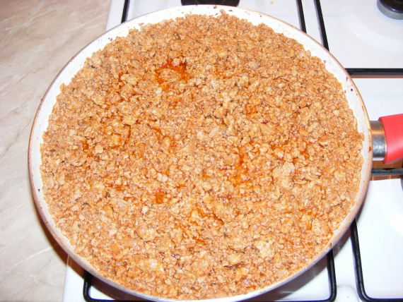 Греческая мусака с баклажанами и картофелем Греческая мусака с баклажанами и картофелем