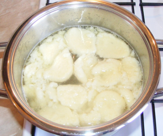 Суп из индейки с клецками Суп из индейки с клецками