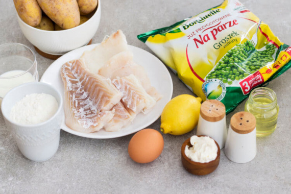 Треска с картофелем и гороховым пюре Треска с картофелем и гороховым пюре