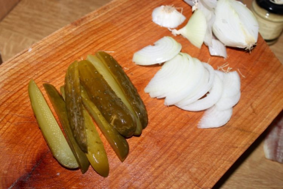 Рольмопсы с огурцом и горчицей Рольмопсы с огурцом и горчицей