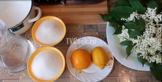 Сироп из цветков чёрной бузины — летний elderflower cordial для коктейлей Hugo Сироп из цветков чёрной бузины — летний elderflower cordial для коктейлей Hugo