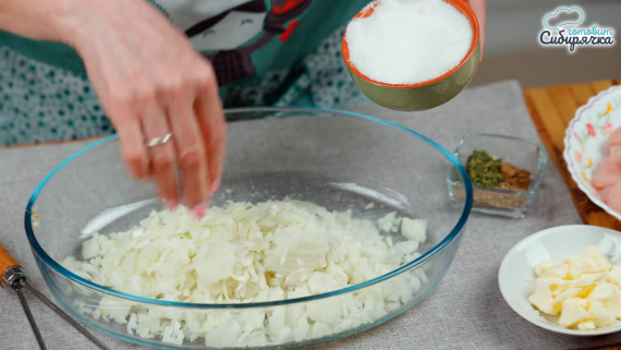 Пирог с начинкой из курицы с картошкой Пирог с начинкой из курицы с картошкой