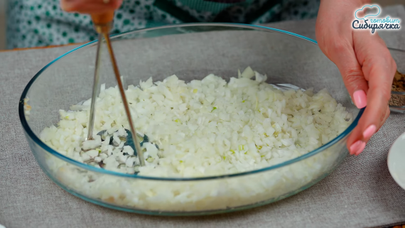 Пирог с начинкой из курицы с картошкой Пирог с начинкой из курицы с картошкой