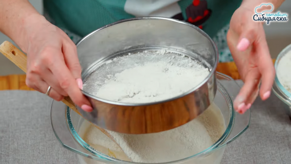 Пирог с начинкой из курицы с картошкой Пирог с начинкой из курицы с картошкой
