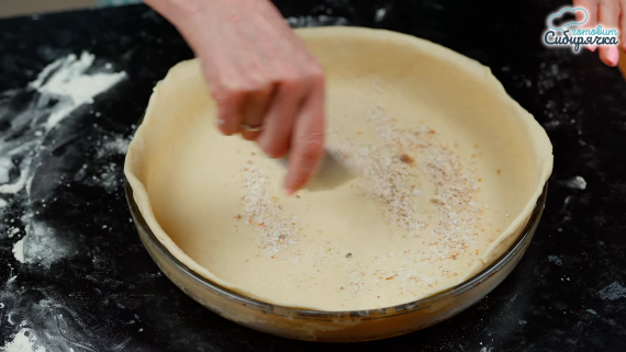 Пирог с начинкой из курицы с картошкой Пирог с начинкой из курицы с картошкой