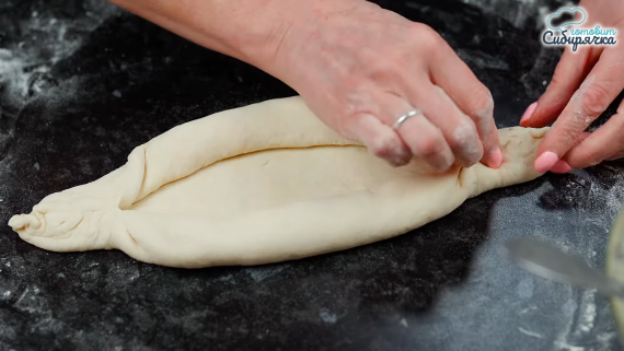 Хачапури с сыром и яйцом в духовке по-аджарски Хачапури с сыром и яйцом в духовке по-аджарски