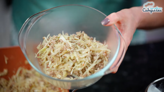 Вареники с капустой и мясом по-сибирски Вареники с капустой и мясом по-сибирски