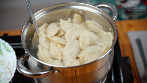 Вареники с капустой и мясом по-сибирски Вареники с капустой и мясом по-сибирски