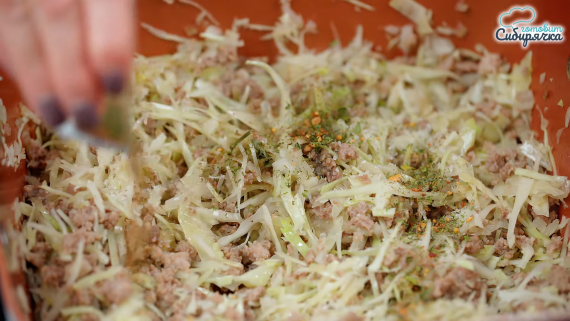 Вареники с капустой и мясом по-сибирски Вареники с капустой и мясом по-сибирски