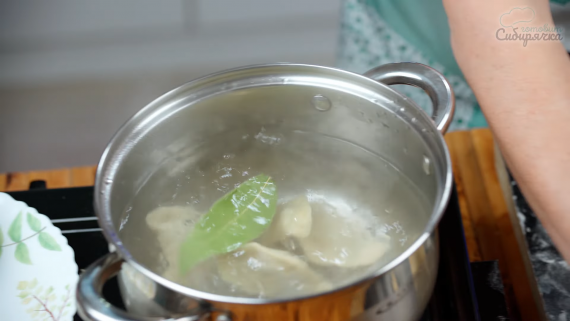 Вареники с капустой и мясом по-сибирски Вареники с капустой и мясом по-сибирски