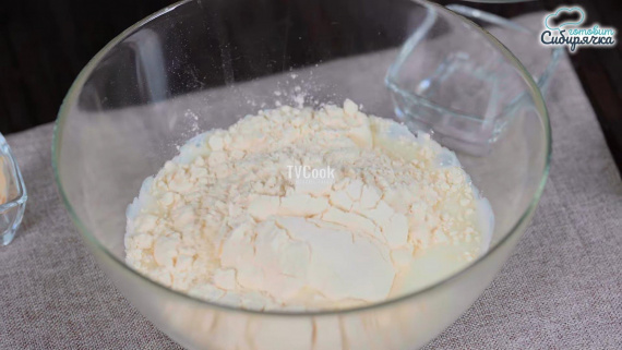 Пирожки с начинкой из мяса и риса в духовке Пирожки с начинкой из мяса и риса в духовке
