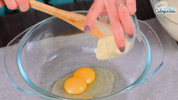 Пирожки с начинкой из мяса и риса в духовке Пирожки с начинкой из мяса и риса в духовке