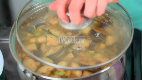 Овощной суп с кабачками и болгарским перцем Овощной суп с кабачками и болгарским перцем