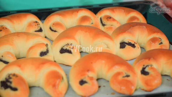 Рогалики с маком по-домашнему Рогалики с маком по-домашнему