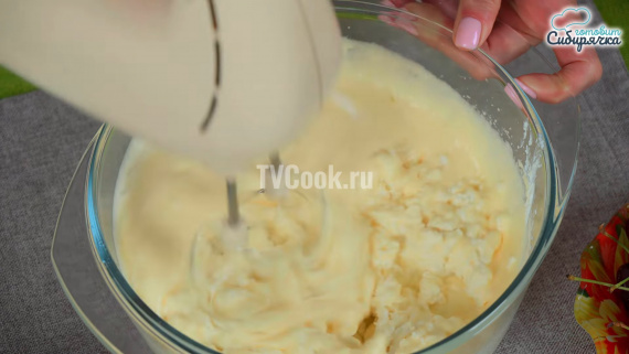 Быстрый творожный пирог с вишней Быстрый творожный пирог с вишней