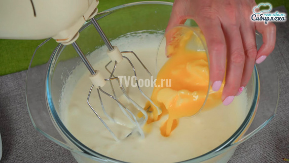 Быстрый творожный пирог с вишней Быстрый творожный пирог с вишней