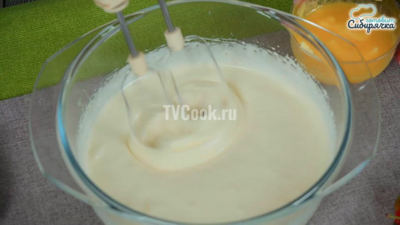 Быстрый творожный пирог с вишней Быстрый творожный пирог с вишней