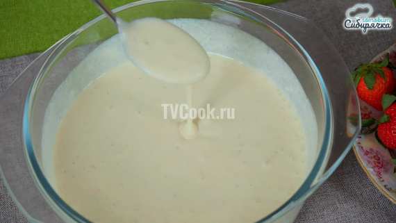 Творожный клубнично-банановый торт без выпечки Творожный клубнично-банановый торт без выпечки