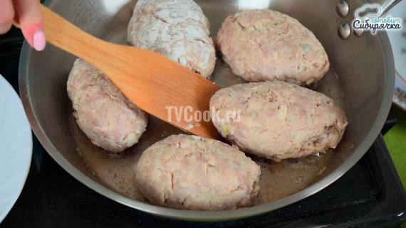 Мясные котлеты по-домашнему Мясные котлеты по-домашнему