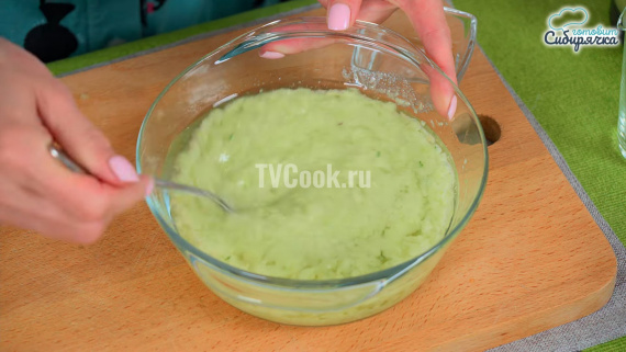 Летняя закуска из помидоров с чесноком Летняя закуска из помидоров с чесноком