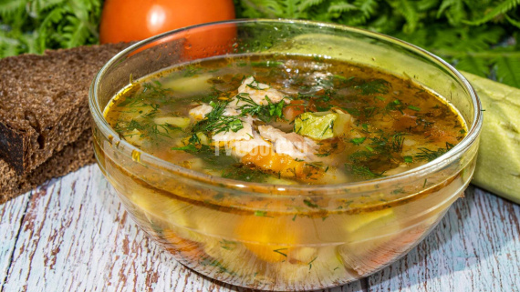 Летний овощной суп с курицей Летний овощной суп с курицей