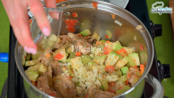 Летний овощной суп с курицей Летний овощной суп с курицей