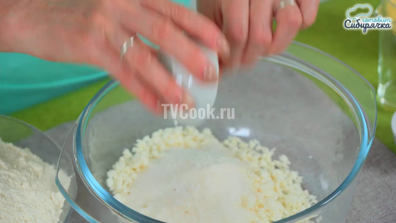 Сдобные булочки с творогом и джемом Сдобные булочки с творогом и джемом