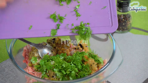 Котлеты из мясного фарша с баклажанами Котлеты из мясного фарша с баклажанами