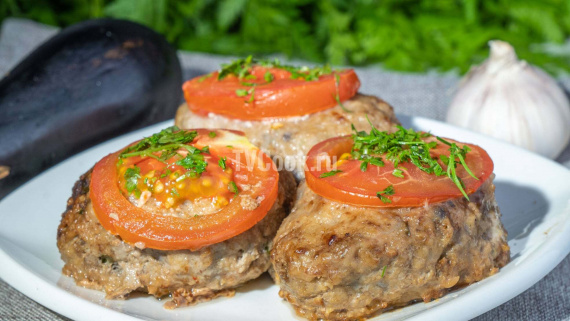 Котлеты из мясного фарша с баклажанами Котлеты из мясного фарша с баклажанами