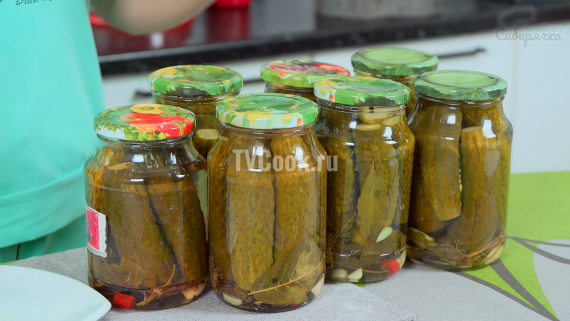 Маринованные огурцы с уксусом без стерилизации и сахара Маринованные огурцы с уксусом без стерилизации и сахара