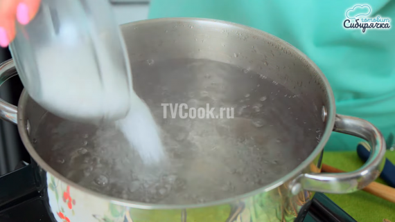 Маринованные огурцы с уксусом без стерилизации и сахара Маринованные огурцы с уксусом без стерилизации и сахара