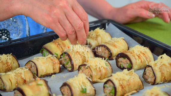 Закусочные баклажанные рулетики с фаршем и рисом Закусочные баклажанные рулетики с фаршем и рисом