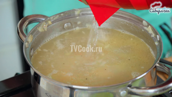 Куриный суп со сливочным сыром и овощами Куриный суп со сливочным сыром и овощами