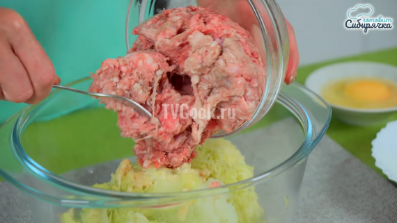 Мясные котлеты с кабачками Мясные котлеты с кабачками