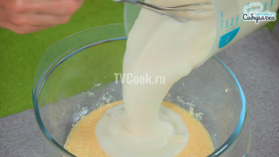 Сладкий яблочный пирог с корицей Сладкий яблочный пирог с корицей