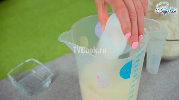 Сладкий яблочный пирог с корицей Сладкий яблочный пирог с корицей