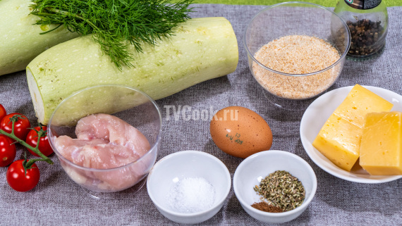 Фаршированные кабачки с курицей и сыром в духовке Фаршированные кабачки с курицей и сыром в духовке