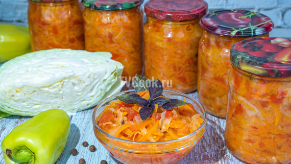 Овощной салат с капустой и помидорами на зиму Овощной салат с капустой и помидорами на зиму