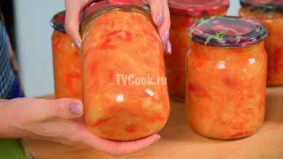 Овощной салат с капустой и помидорами на зиму Овощной салат с капустой и помидорами на зиму