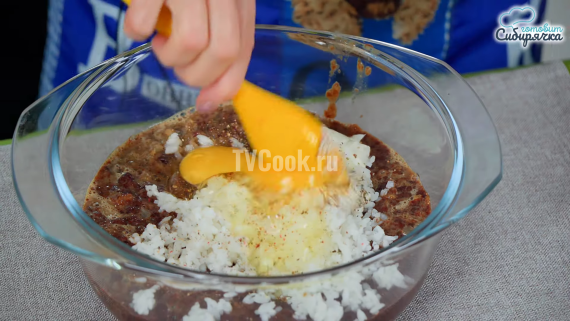 Печеночные оладьи со сметаной и рисом Печеночные оладьи со сметаной и рисом